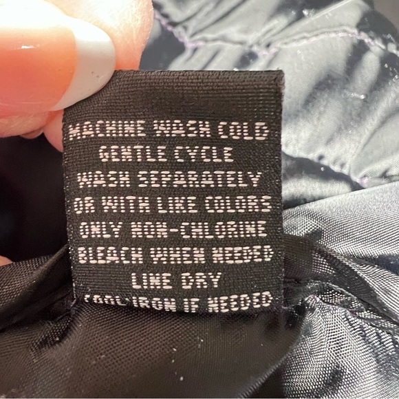 RELATIVITY Quilted Iridescent Purple Puffer Vest Front Zip Women's Size 2X - Picture 16 of 16